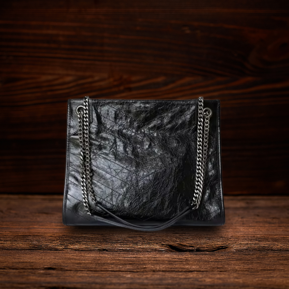 BERK | Tote Tasche aus Leder mit Kettenriemen