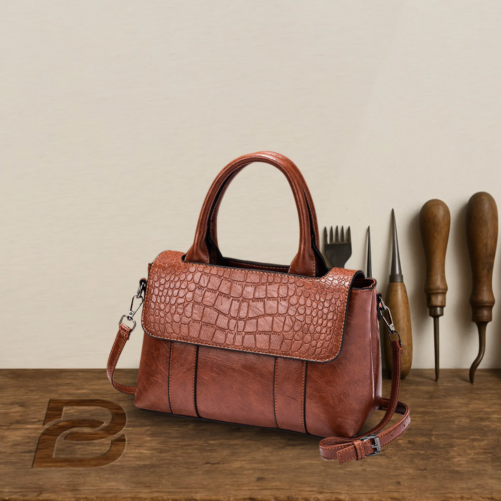 BERK | Strukturierte Ledertasche mit großem Fassungsvermögen