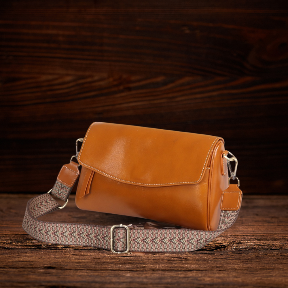 BERK | Mini Compact Crossbody Tasche