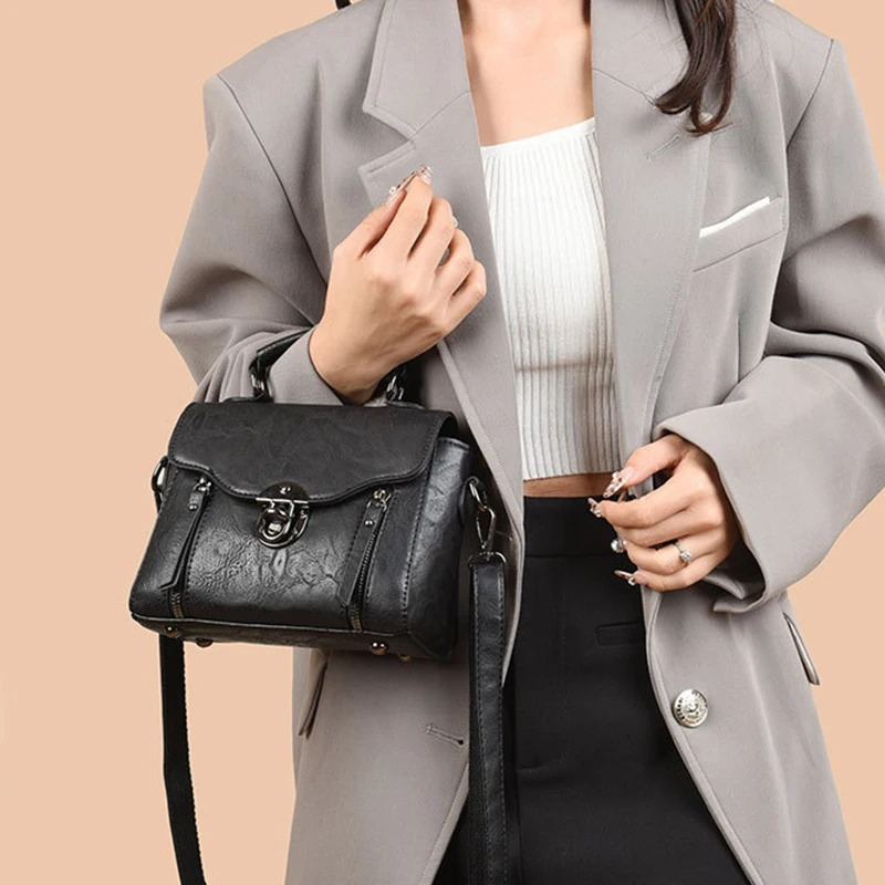 BERK | Vintage Flap Handtasche