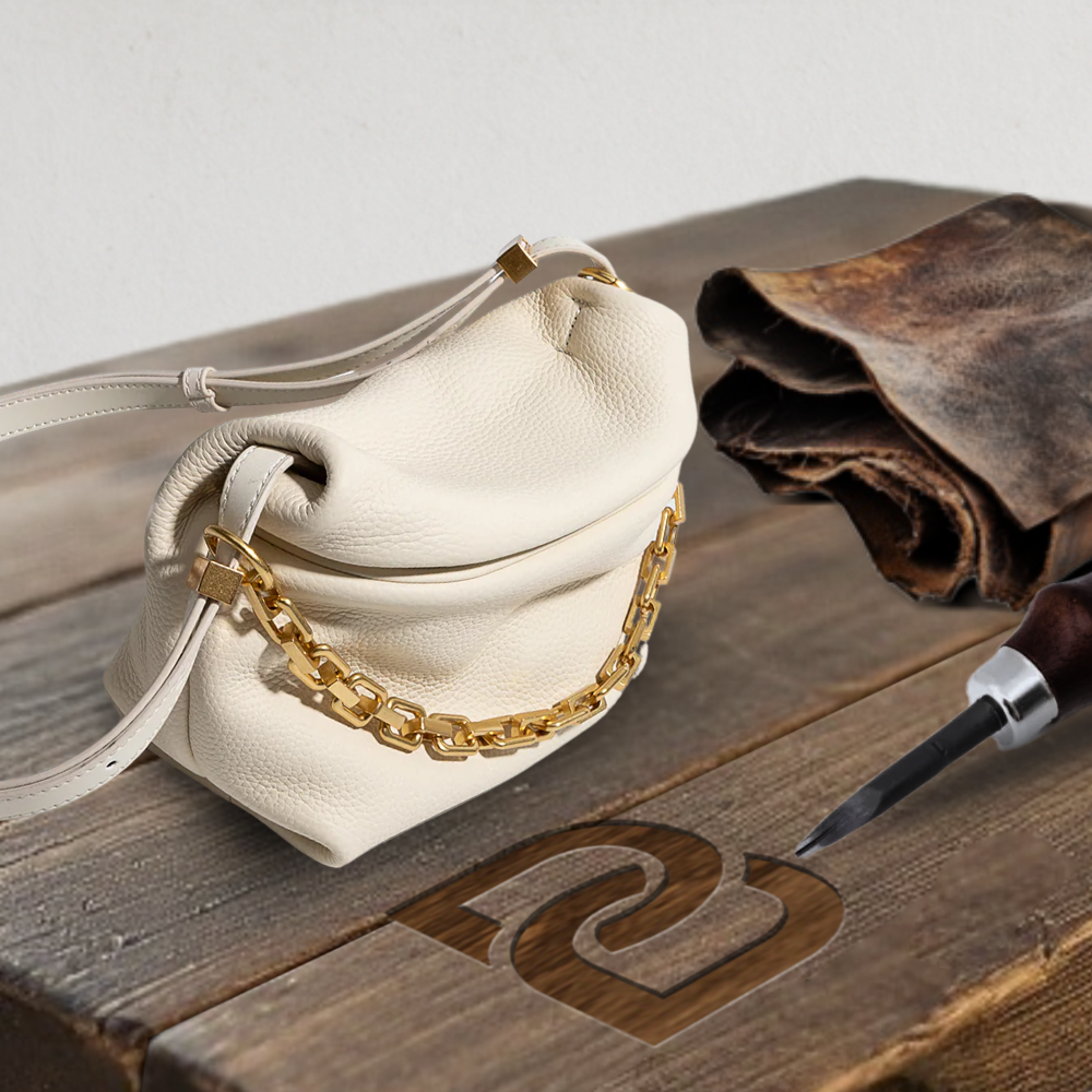 BERK | Elegante Umhängetasche mit Kette