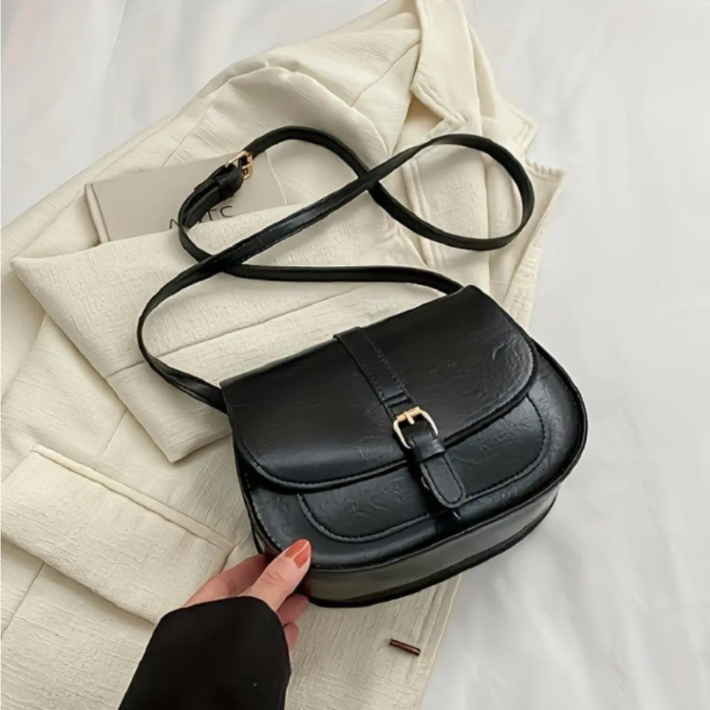 BERK | Classic Saddle Crossbody Tasche