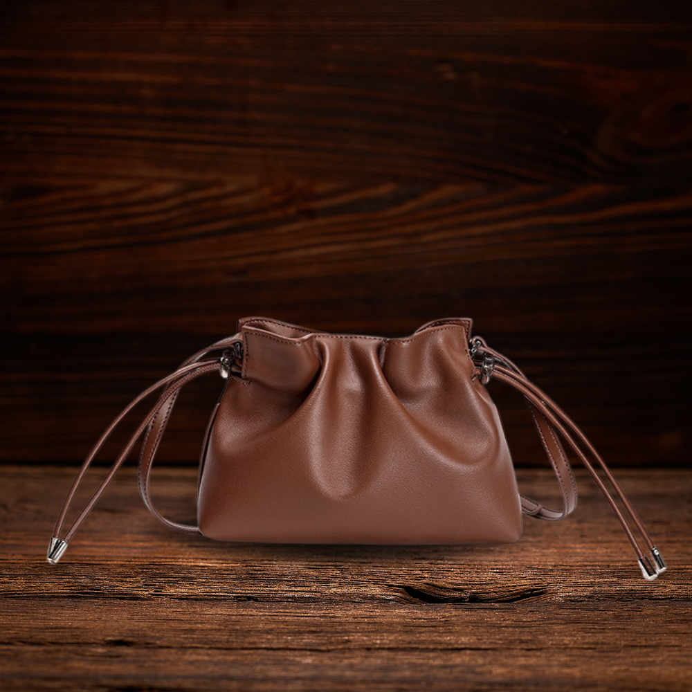 BERK | Klassische Crossbody-Ledertasche mit Kordelzug