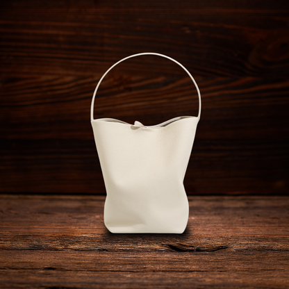 BERK | Eimertasche aus Leder im Lazy-Style