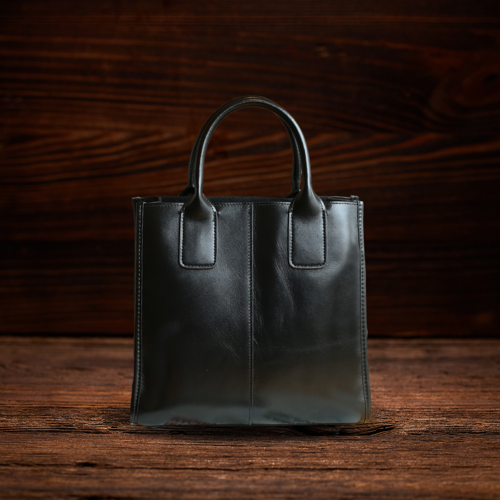 BERK | Klassische Lederhandtasche