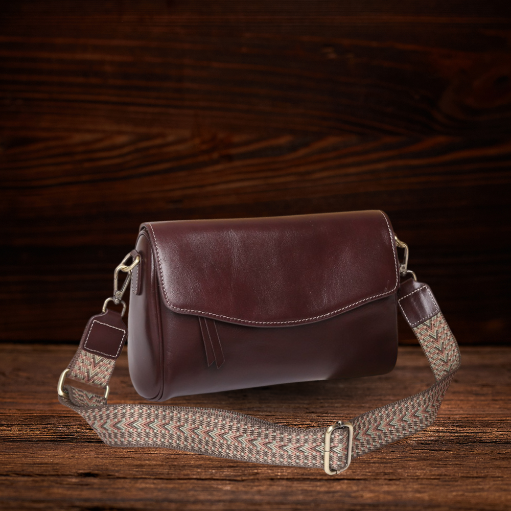 BERK | Mini Compact Crossbody Tasche