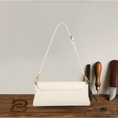 BERK | Schlanke elegante Baguette aus echtem Leder
