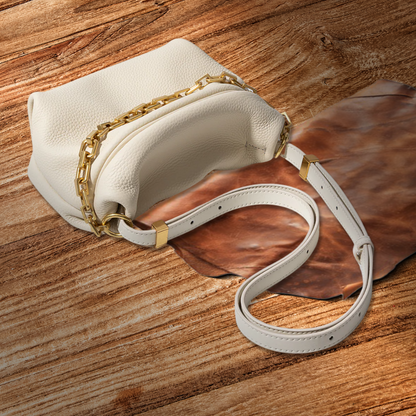 BERK | Elegante Umhängetasche mit Kette