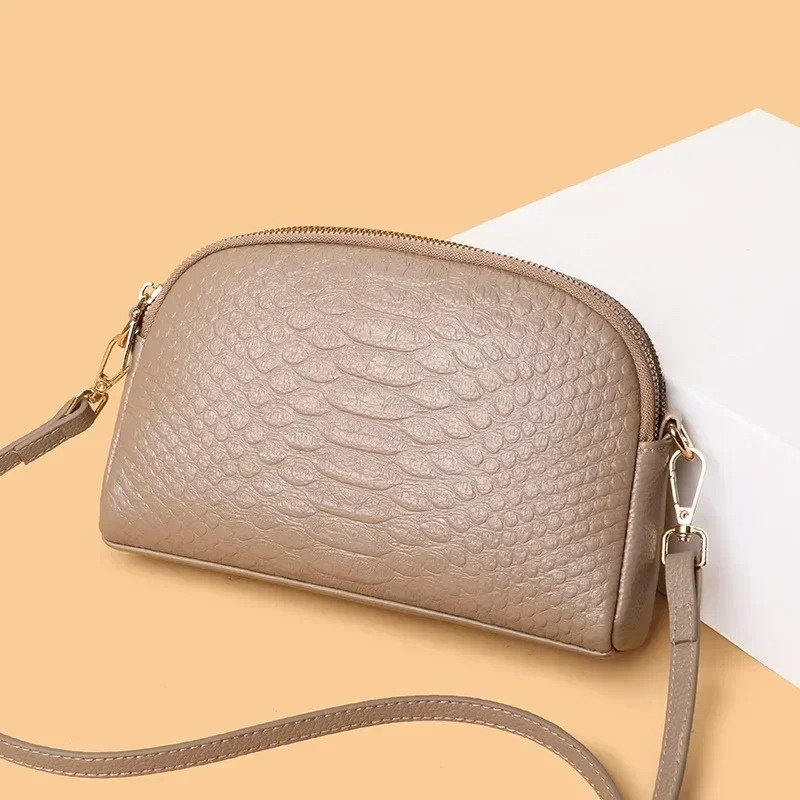 BERK | Mini-Crossbody-Tasche mit Kroko-Muster